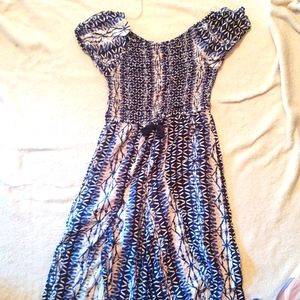 Flowy jumpsuit with open legs